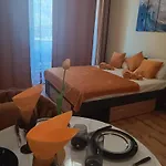 One-room Boutique At Sunrise Apartmanhotel