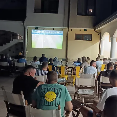 Hotel apartamentowy One-room Boutique At Sunrise