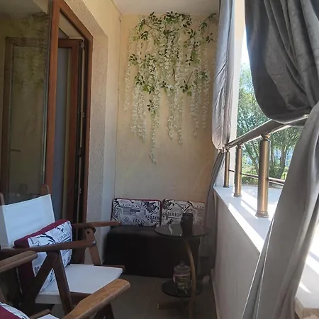 оne-room Boutique At Sunrise شقة فندقية ابزور